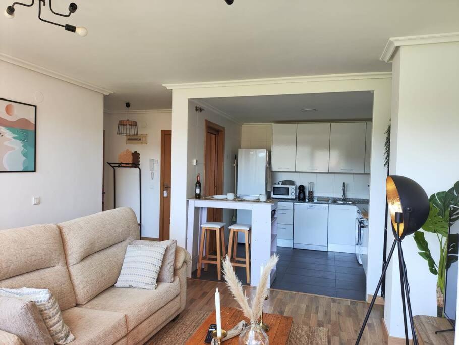 Apartamento Tranquilo En Miengo Exterior foto